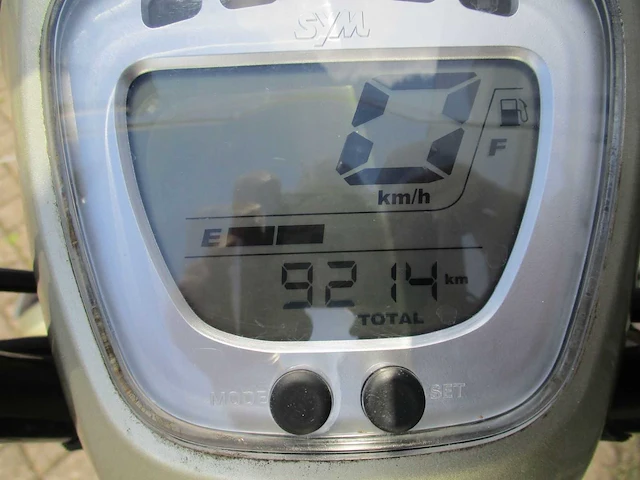 Sym - snorscooter - mio 50i - scooter - afbeelding 3 van  11