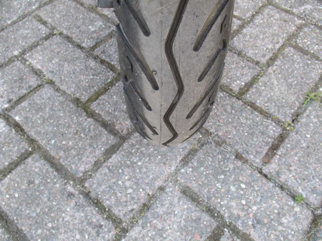 Sym - snorscooter - mio 50i injectie - scooter - afbeelding 5 van  10