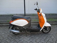 Sym - snorscooter - mio 50i injectie - scooter - afbeelding 7 van  10