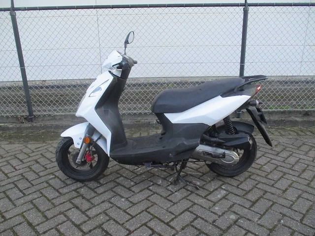 Sym - snorscooter - orbit 2 - scooter - afbeelding 1 van  11