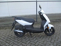 Sym - snorscooter - orbit 2 - scooter - afbeelding 8 van  11
