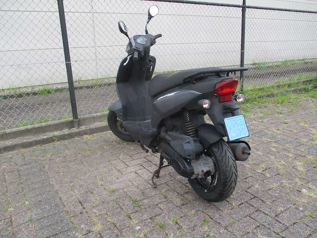 Sym - snorscooter - orbit ll - scooter - afbeelding 10 van  11