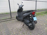Sym - snorscooter - orbit ll - scooter - afbeelding 10 van  11