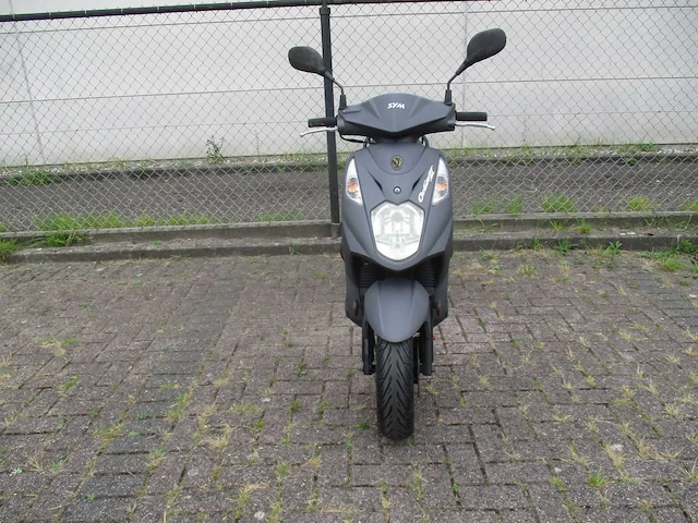 Sym - snorscooter - orbit ll - scooter - afbeelding 3 van  11