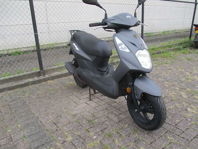 Sym - snorscooter - orbit ll - scooter - afbeelding 5 van  11