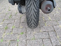 Sym - snorscooter - orbit ll - scooter - afbeelding 9 van  11