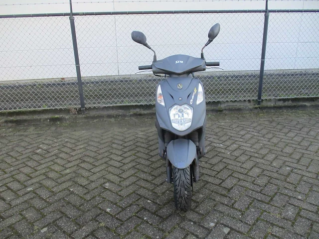 Sym - snorscooter - orbit ll - scooter - afbeelding 5 van  11