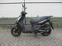 Sym - snorscooter - orbit ll 50 - scooter - afbeelding 1 van  11