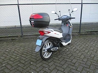 Sym - snorscooter - symphony 50 - scooter - afbeelding 9 van  11