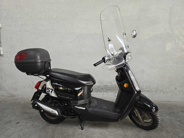 Sym - snorscooter - tonik - 4t 25km uitvoering dlk30z - afbeelding 2 van  7