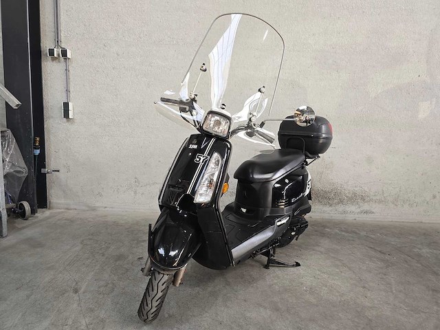 Sym - snorscooter - tonik - 4t 25km uitvoering dlk30z - afbeelding 3 van  7