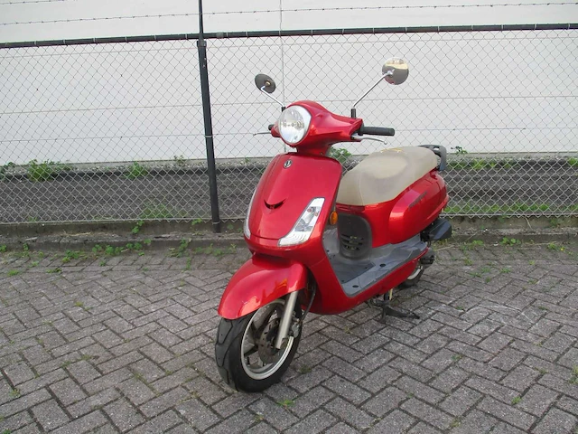 Sym alleen bedoeld voor onderdelen! - snorscooter - fiddle ii - scooter - afbeelding 4 van  11