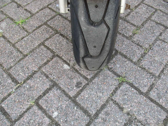 Sym alleen bedoeld voor onderdelen! - snorscooter - fiddle ii - scooter - afbeelding 6 van  11