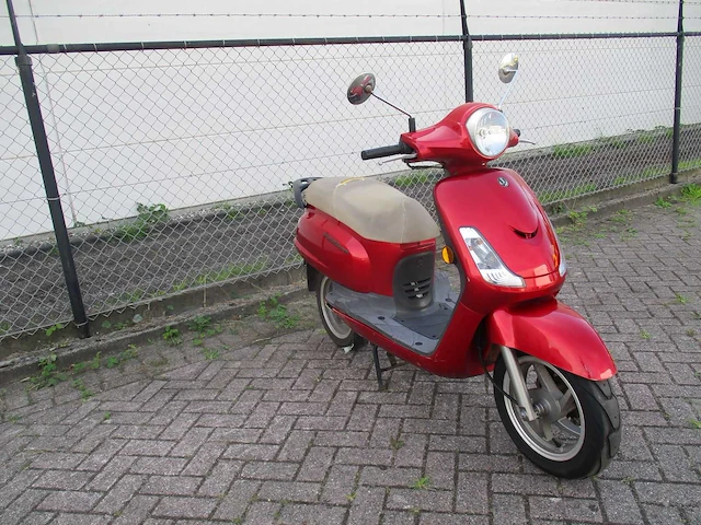 Sym alleen bedoeld voor onderdelen! - snorscooter - fiddle ii - scooter - afbeelding 7 van  11