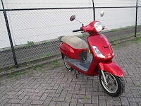 Sym alleen bedoeld voor onderdelen! - snorscooter - fiddle ii - scooter - afbeelding 7 van  11