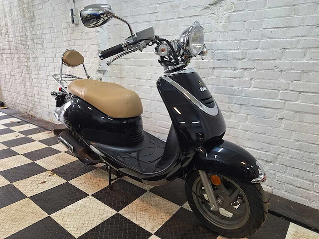 Sym allo cello 25 km snorscooter 4takt - afbeelding 7 van  7