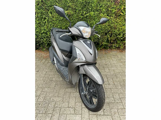 Sym bromscooter dkn-41-d - afbeelding 6 van  13