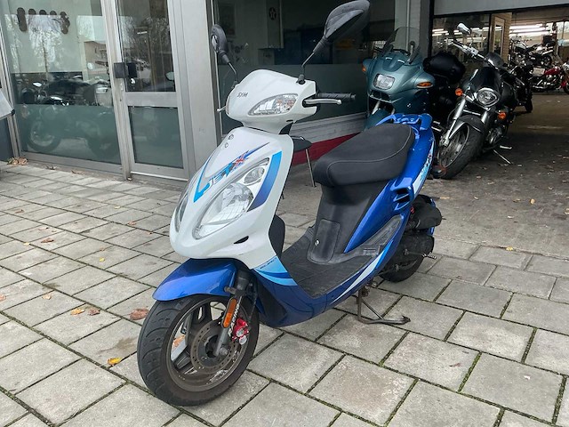 Sym bromscooter jet 50 - afbeelding 1 van  14