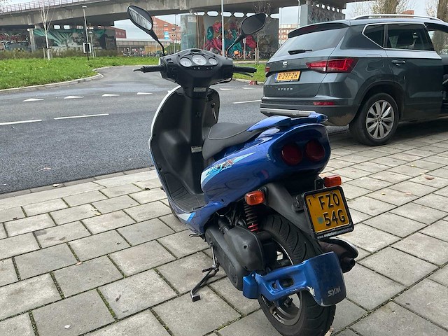 Sym bromscooter jet 50 - afbeelding 8 van  14