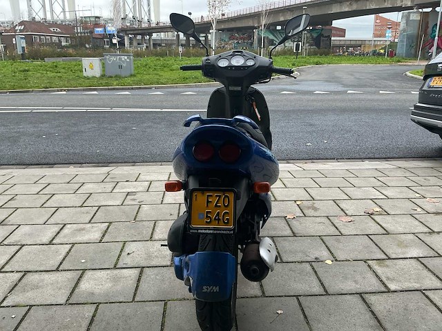 Sym bromscooter jet 50 - afbeelding 9 van  14