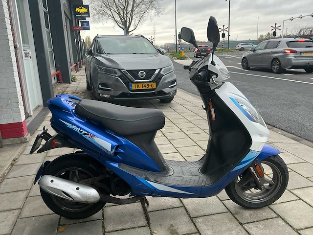 Sym bromscooter jet 50 - afbeelding 11 van  14