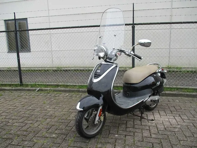 Sym cello - snorscooter - scooter - afbeelding 4 van  11
