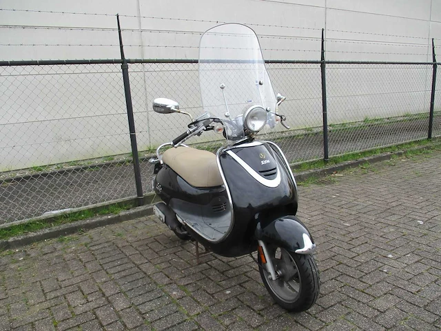 Sym cello - snorscooter - scooter - afbeelding 7 van  11