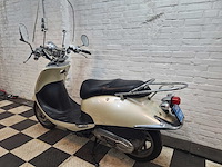 Sym cello 25 km snorscooter 4takt - afbeelding 3 van  7