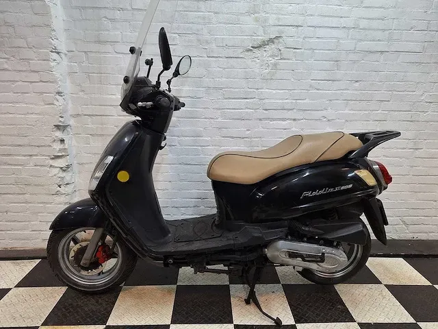Sym fiddle 2 25 km snorscooter 4takt - afbeelding 1 van  7