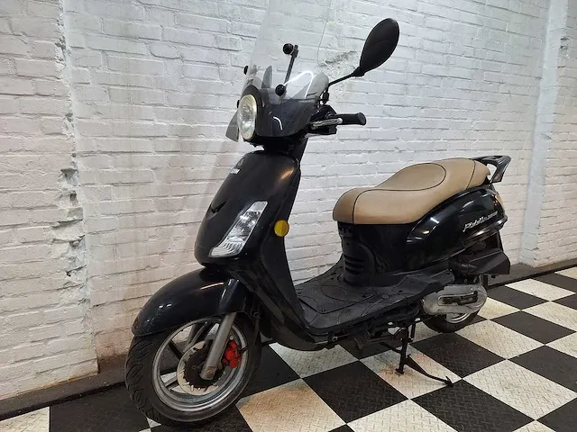Sym fiddle 2 25 km snorscooter 4takt - afbeelding 2 van  7