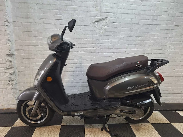 Sym fiddle 2 25 km snorscooter 4takt - afbeelding 1 van  7