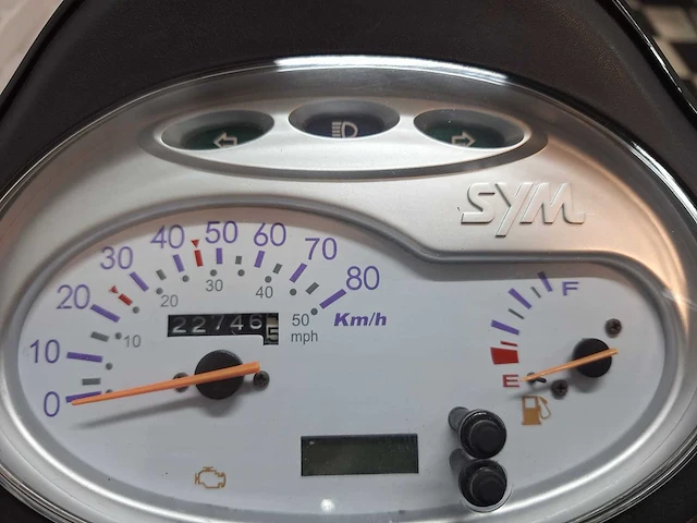 Sym fiddle 2 25 km snorscooter 4takt - afbeelding 4 van  7