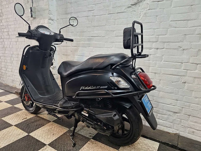 Sym fiddle 2 25 km snorscooter 4takt - afbeelding 3 van  7