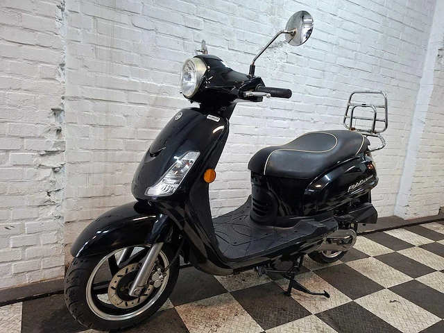 Sym fiddle 2 25 km snorscooter 4takt - afbeelding 2 van  7