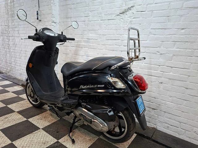 Sym fiddle 2 25 km snorscooter 4takt - afbeelding 3 van  7