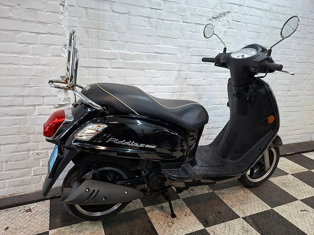 Sym fiddle 2 25 km snorscooter 4takt - afbeelding 5 van  7