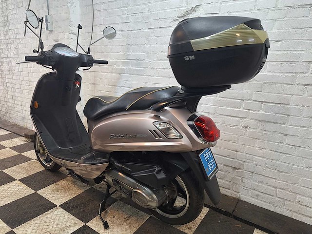 Sym fiddle 2 25 km snorscooter 4takt - afbeelding 3 van  7