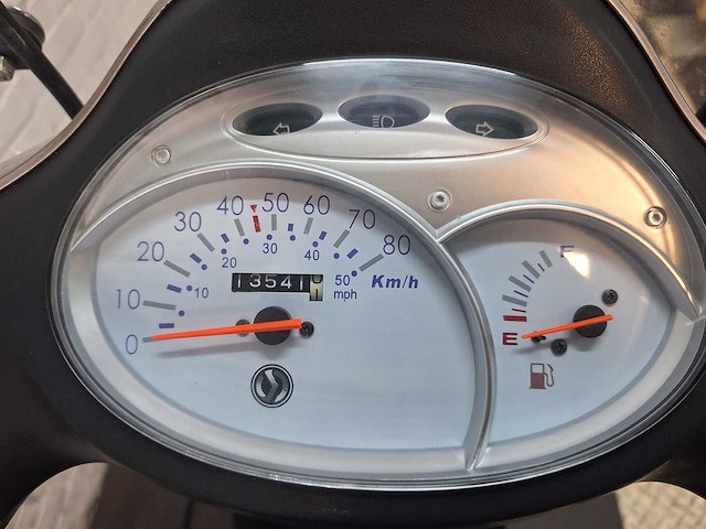 Sym fiddle 2 25 km snorscooter 4takt - afbeelding 4 van  7