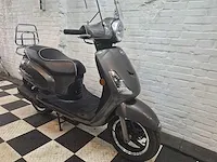 Sym fiddle 2 25km snorscooter 4-takt - afbeelding 6 van  7