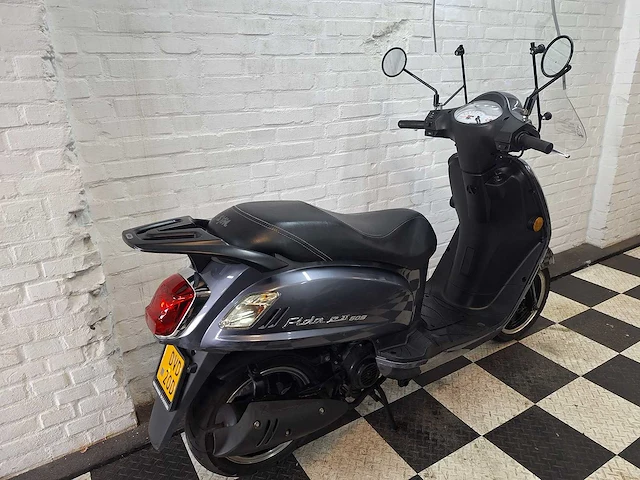 Sym fiddle 2 45 km bromscooter 4takt - afbeelding 5 van  7