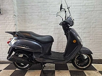 Sym fiddle 2 45 km bromscooter 4takt - afbeelding 6 van  7