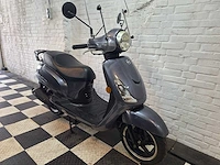 Sym fiddle 2 45 km bromscooter 4takt - afbeelding 7 van  7