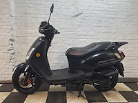 Sym fiddle 2 45 km bromscooter 4takt