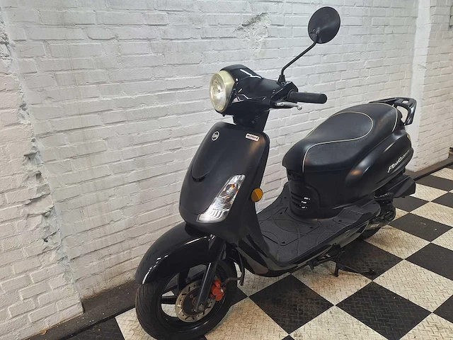 Sym fiddle 2 45 km bromscooter 4takt - afbeelding 2 van  7