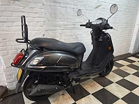 Sym fiddle 2 45 km bromscooter 4takt - afbeelding 7 van  7