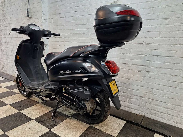 Sym fiddle 2 45 km bromscooter 4takt - afbeelding 3 van  7