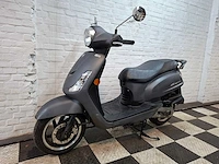 Sym fiddle 2 45 km bromscooter 4takt - afbeelding 2 van  7