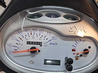 Sym fiddle 2 45 km bromscooter 4takt - afbeelding 4 van  7