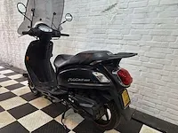 Sym fiddle 2 45km bromscooter 4-takt - afbeelding 3 van  7