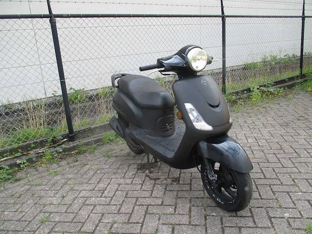 Sym fiddle 2 alleen bedoeld voor onderdelen - bromscooter - scooter - afbeelding 8 van  12